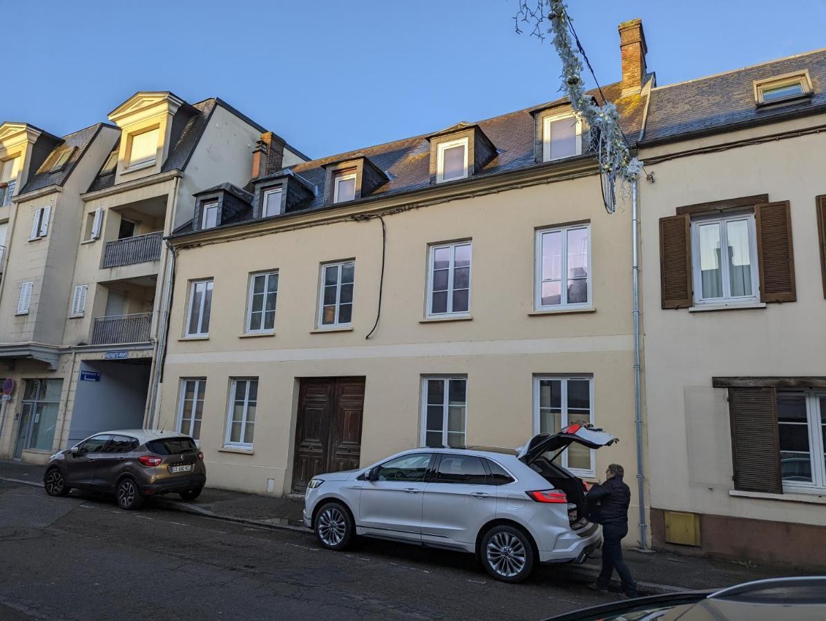 Le Chalet Romantique En Montagne, Spa, Ecran Cinema, Lit King Size, Day Use, 5Min Centre Evreux Exterior photo